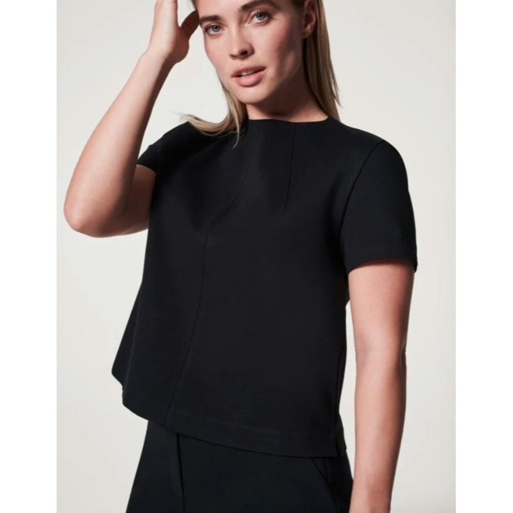 SPANX Top Womens S The Perfect Funnel Short Sleeve Crew Neck Classic Black